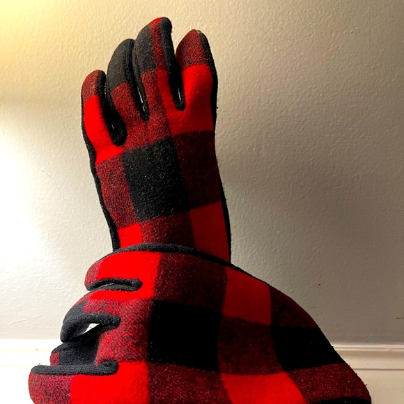Bass Accessories - Bass Plaid Tech Gloves